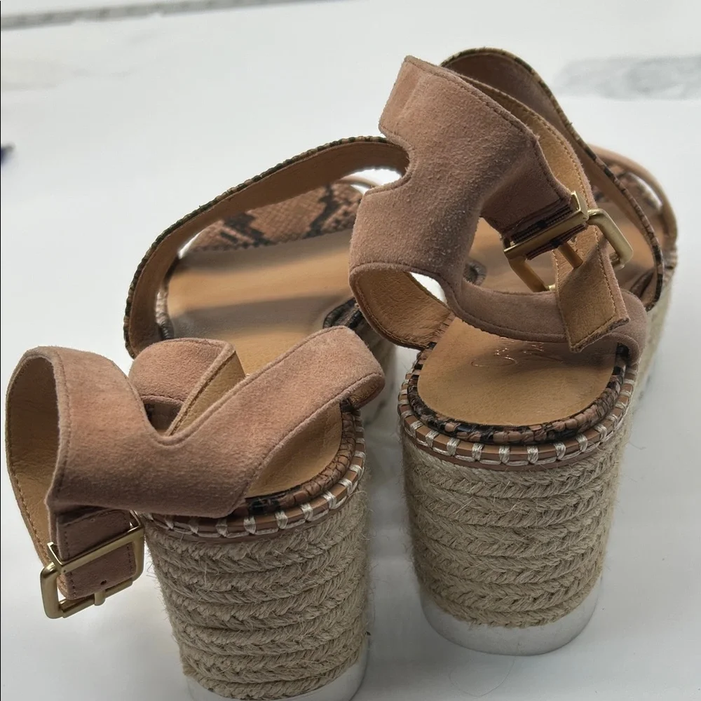Crown Vintage Tan and Brown Snake Print Sandals